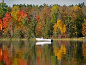 minnesota fall fishing resort