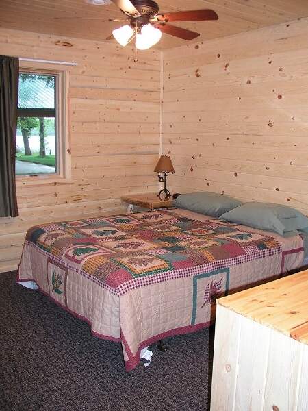 Tamarack has beds for 8 with two king beds, two queen beds and two twin beds.