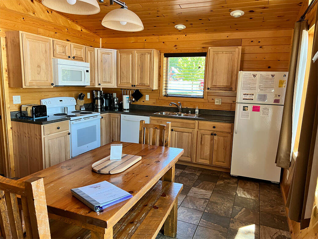 kitchen in Cedar Lodge